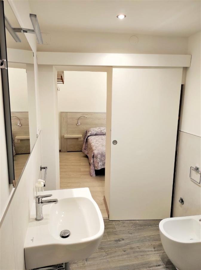 Edesia Apartment- Ortigia Holidays Syracuse Bagian luar foto